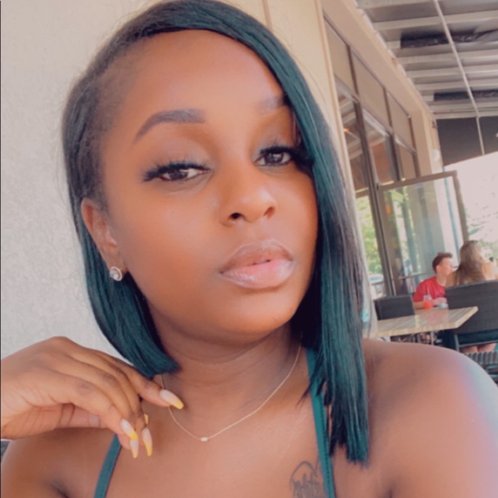 Meet your Posher, Kandyce